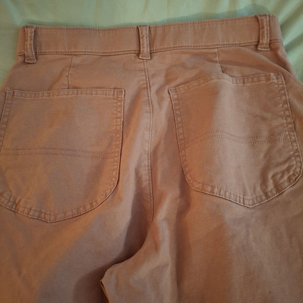 Lee Women's Cargo Pants in Light Peach - Picture 8 of 9
